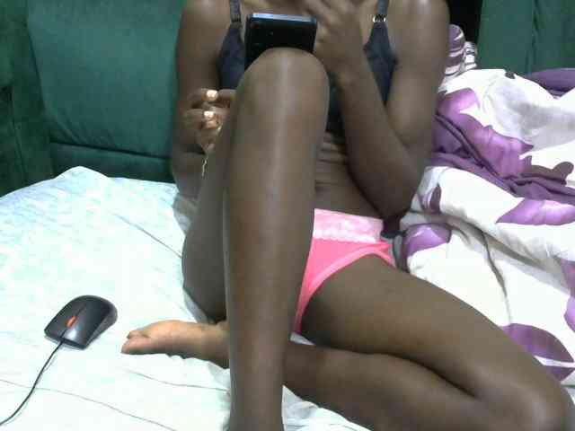PrettyOne1 webcam