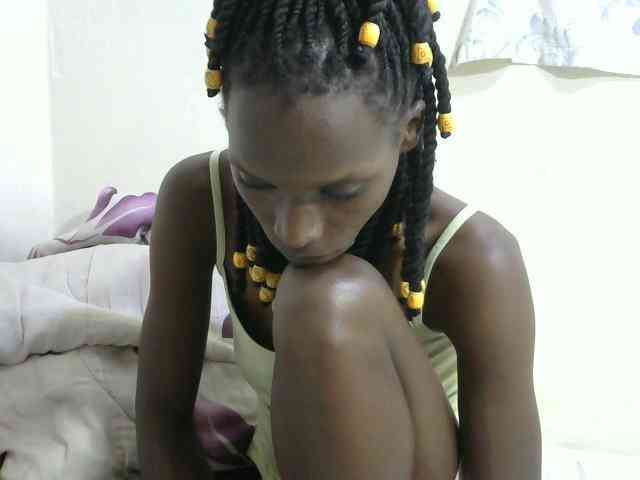 PrettyOne1 webcam