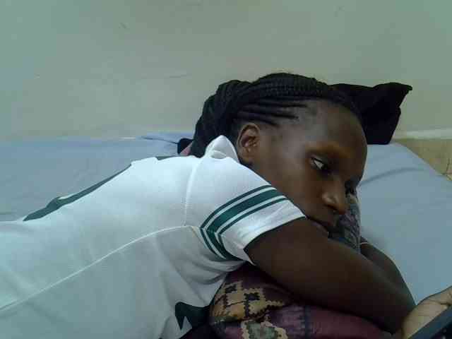 PrettyOne1 webcam