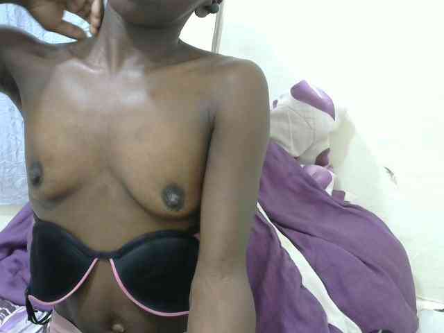 PrettyOne1 webcam