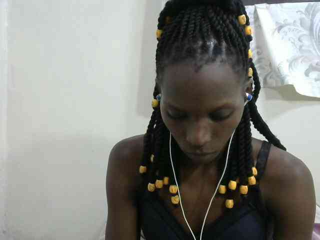 PrettyOne1 webcam
