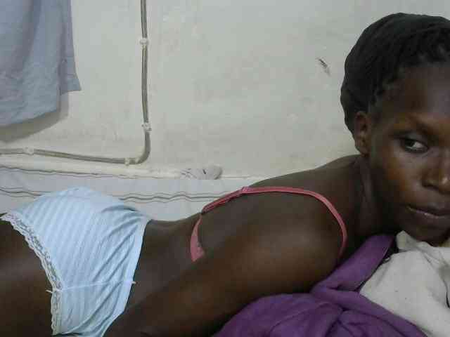 PrettyOne1 webcam