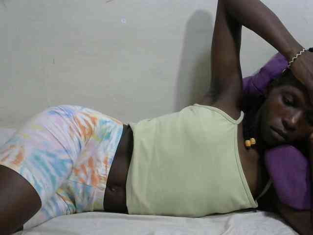 PrettyOne1 webcam