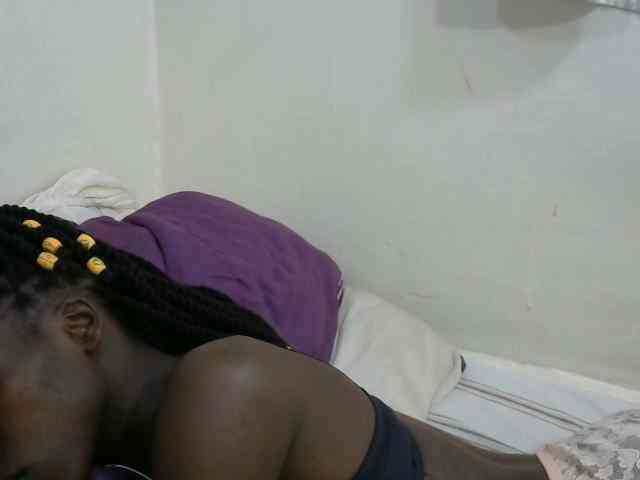 PrettyOne1 webcam