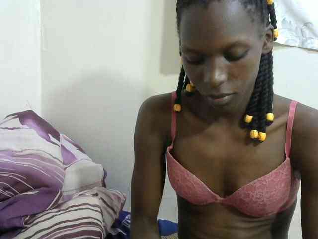 PrettyOne1 webcam