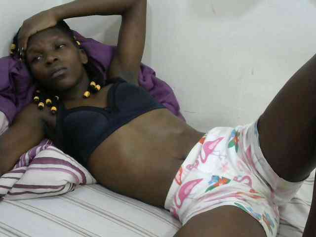 PrettyOne1 webcam