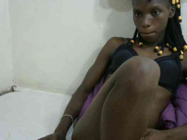 PrettyOne1 webcam