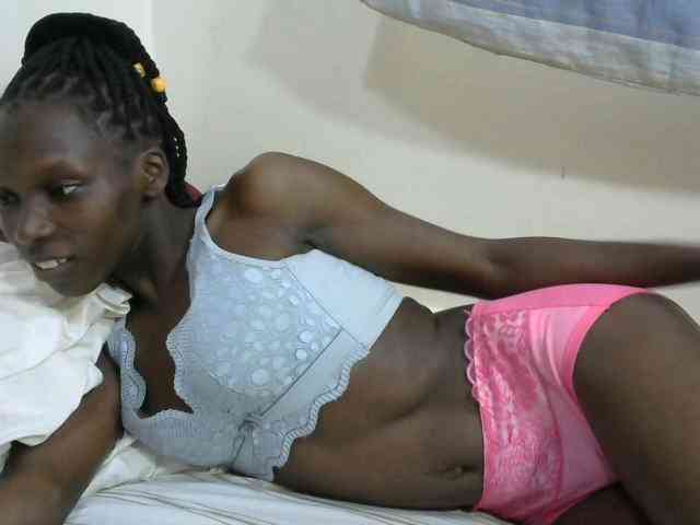 PrettyOne1 webcam
