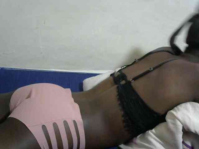 PrettyOne1 webcam