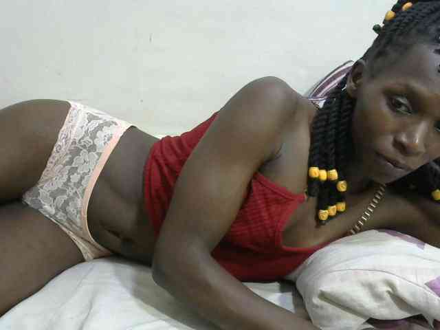PrettyOne1 webcam