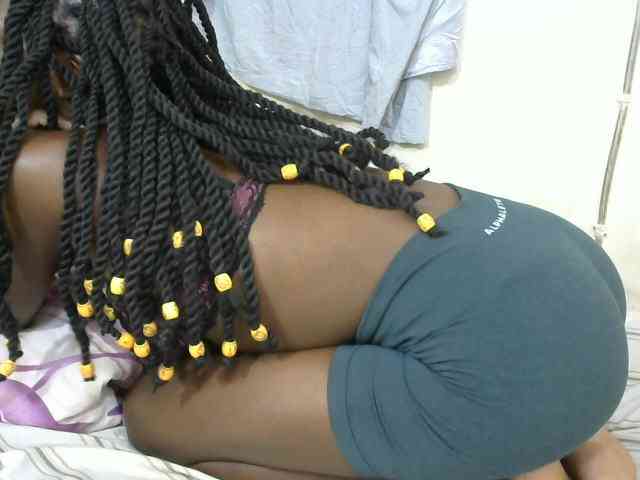 PrettyOne1 webcam