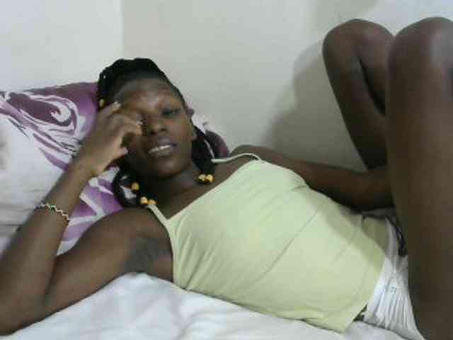 PrettyOne1 webcam