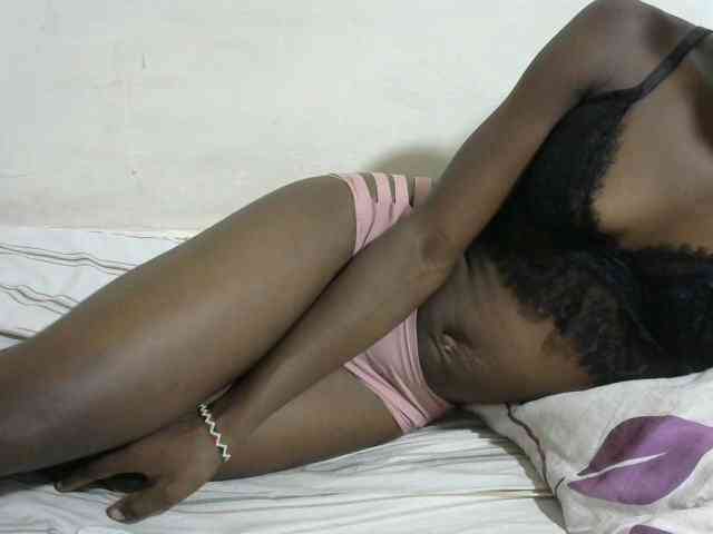 PrettyOne1 webcam