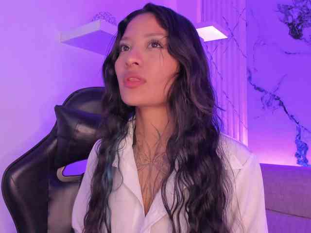 Niicole-Monet webcam