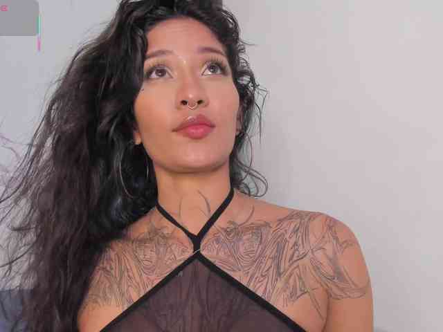 Niicole-Monet webcam