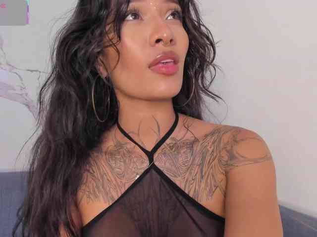 Niicole-Monet webcam