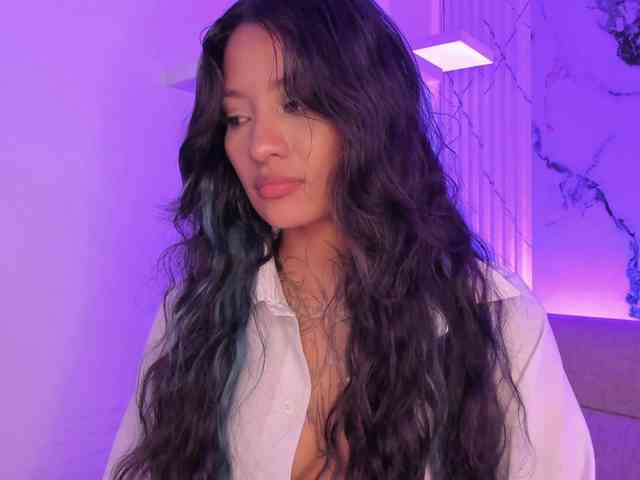 Niicole-Monet webcam