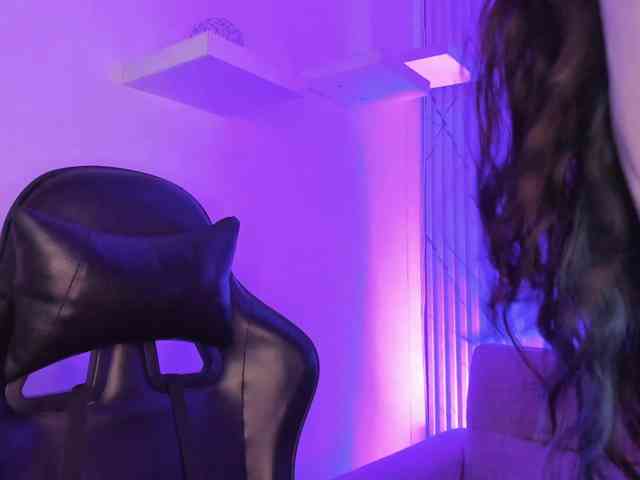 Niicole-Monet webcam