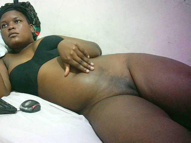 Hairy-ebony-couple