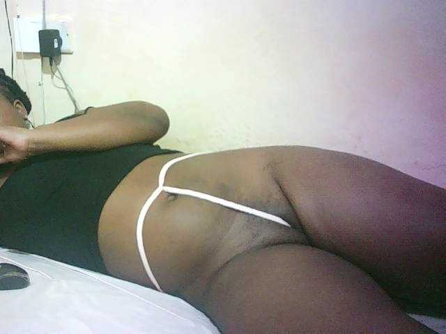 Hairy-ebony-couple live cam on BongaCams