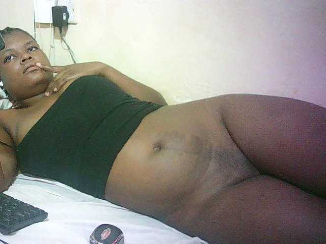 Hairy-ebony-couple live cam on BongaCams