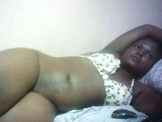Hairy-ebony-couple webcam