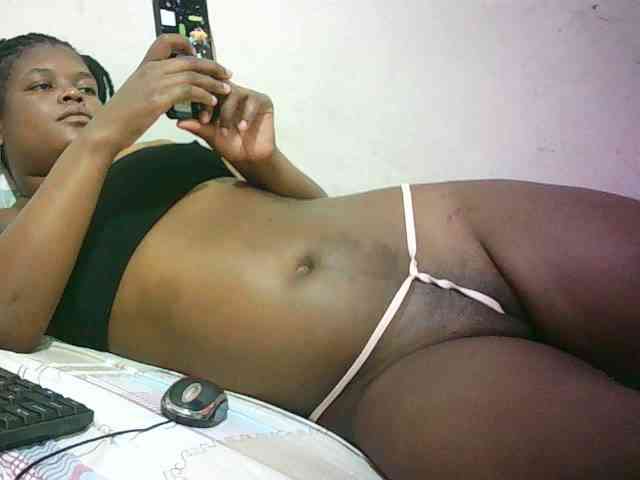 Hairy-ebony-couple webcam