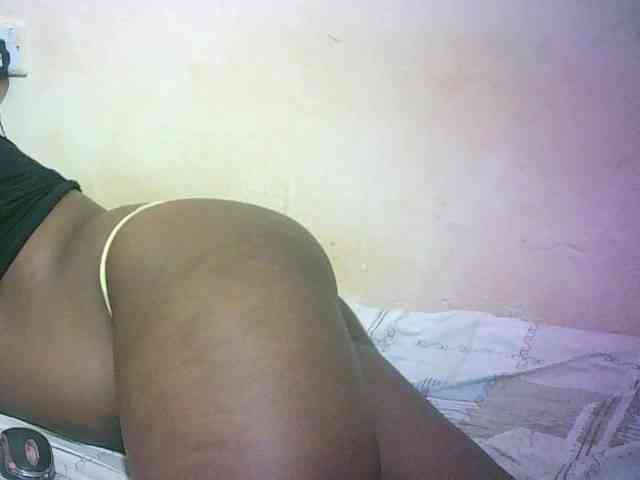 Hairy-ebony-couple webcam