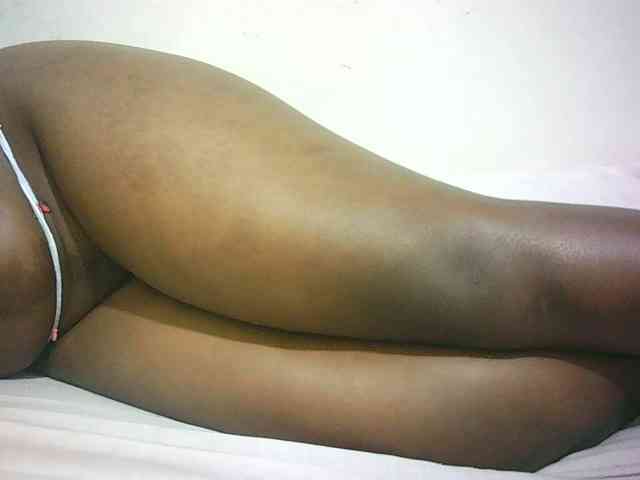 Hairy-ebony-couple webcam