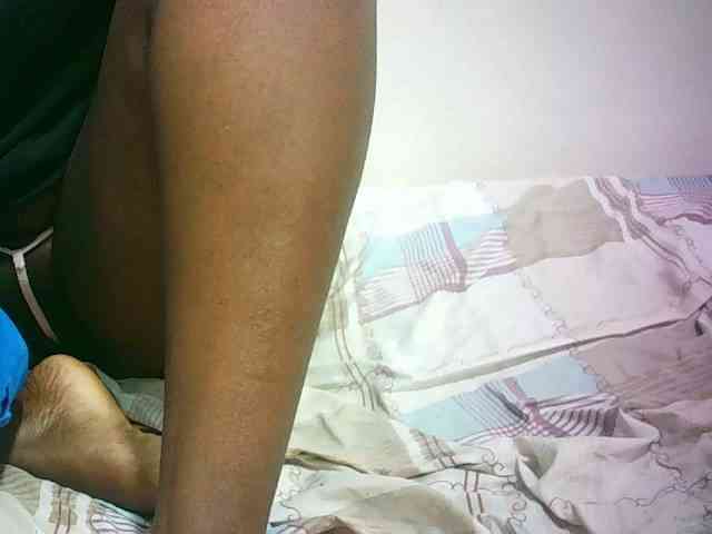 Hairy-ebony-couple webcam