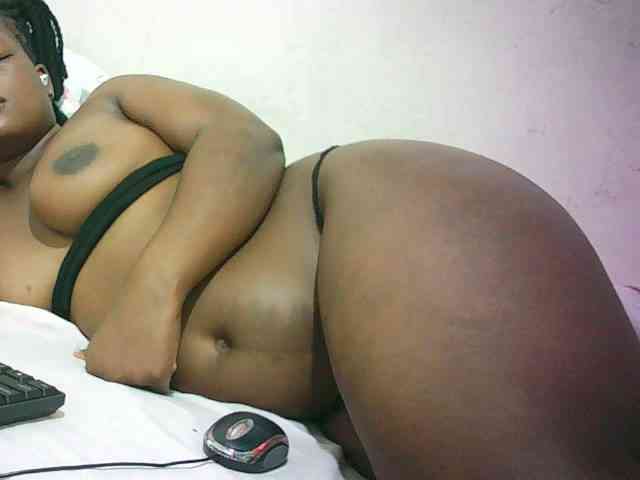 Hairy-ebony-couple webcam