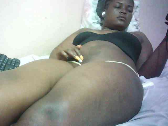 Hairy-ebony-couple webcam