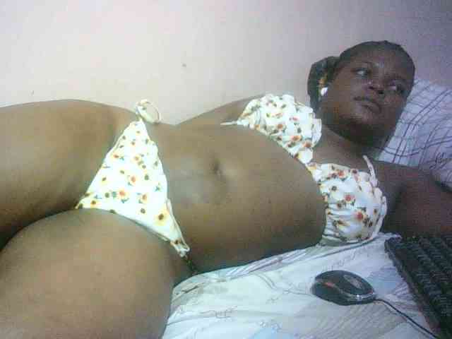 Hairy-ebony-couple webcam