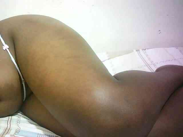 Hairy-ebony-couple webcam