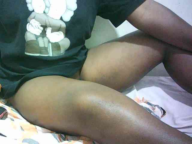 Hairy-ebony-couple webcam