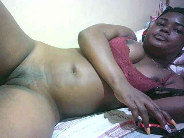 Hairy-ebony-couple webcam