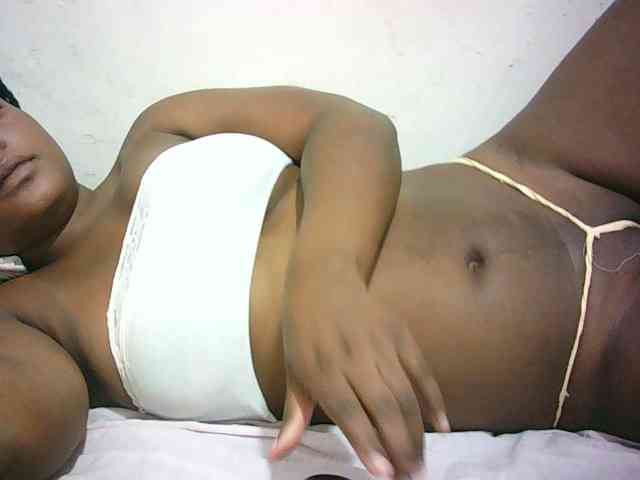 Hairy-ebony-couple webcam