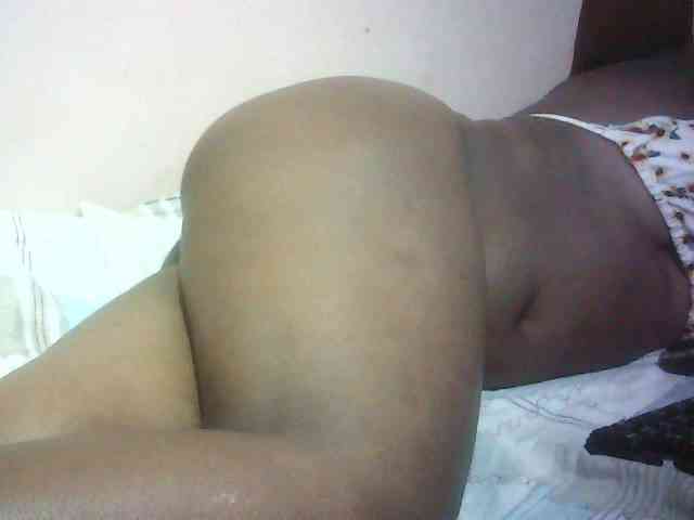 Hairy-ebony-couple webcam