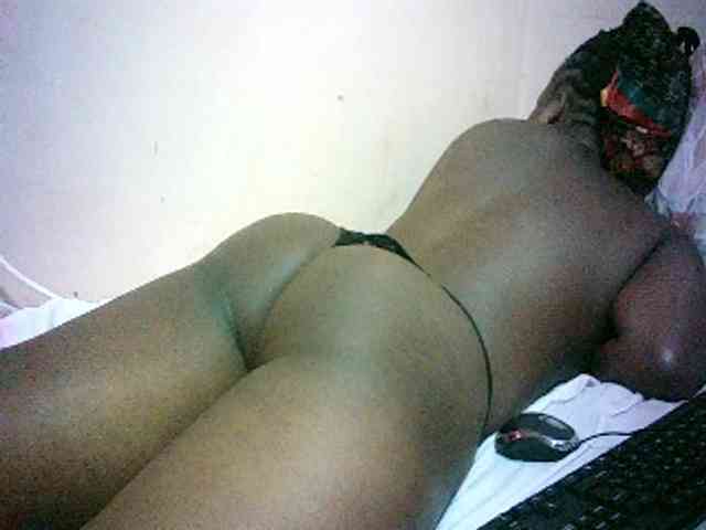 Hairy-ebony-couple webcam