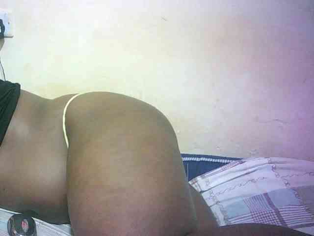 Hairy-ebony-couple webcam