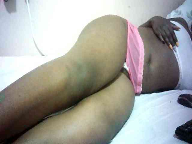 Hairy-ebony-couple webcam