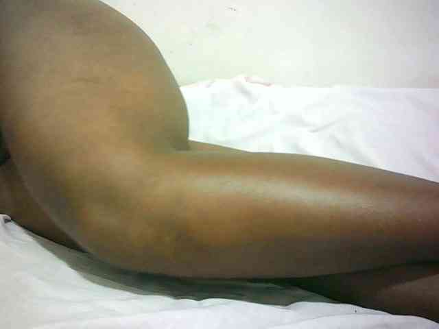 Hairy-ebony-couple webcam