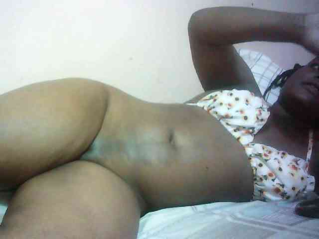 Hairy-ebony-couple webcam