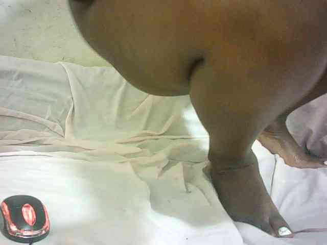 Hairy-ebony-couple webcam