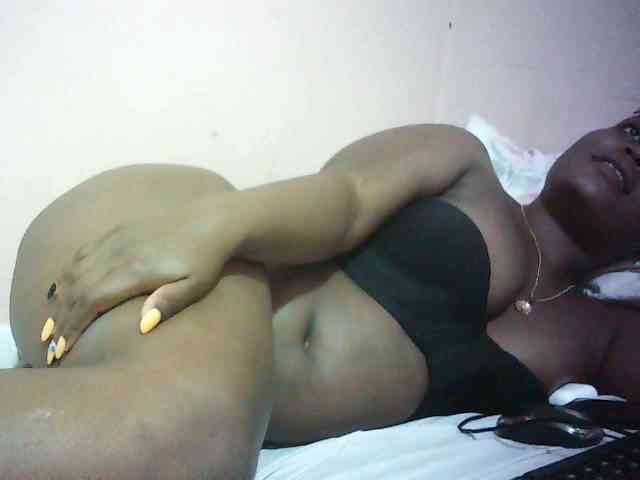 Hairy-ebony-couple webcam