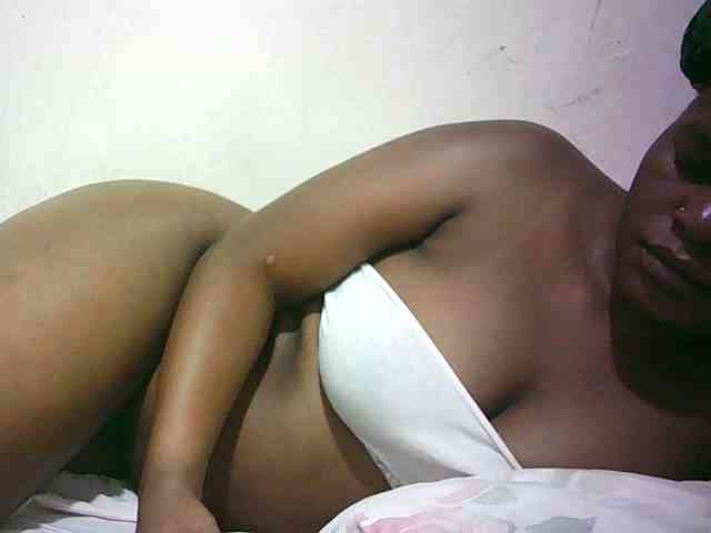 Hairy-ebony-couple