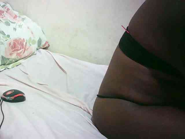 Hairy-ebony-couple webcam