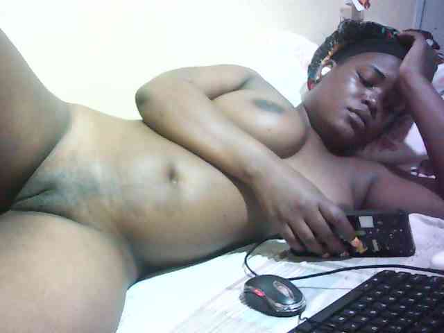 Hairy-ebony-couple webcam