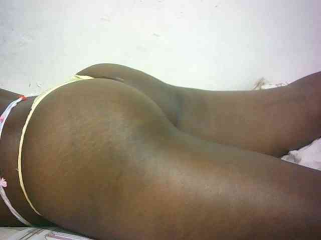 Hairy-ebony-couple webcam