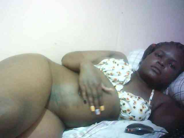 Hairy-ebony-couple webcam